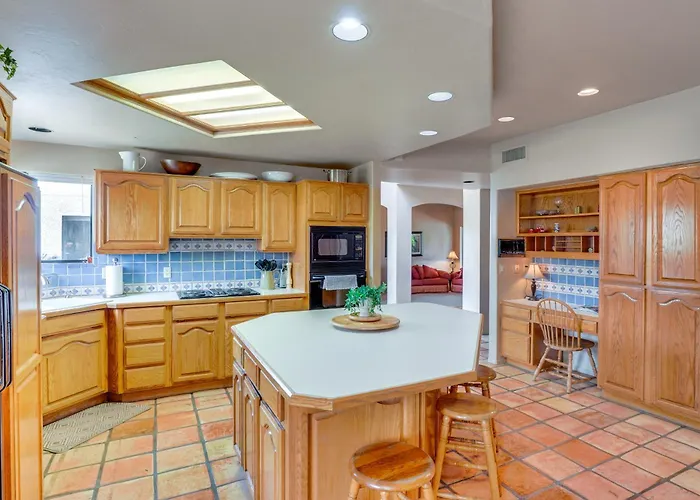 Casa vacanze Beautiful Oasis W/ Pool, Views & Privacy!